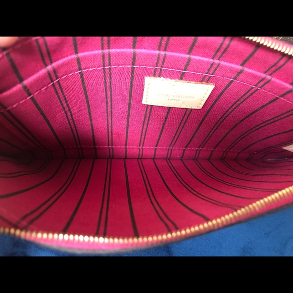 Authentic Louis Vuitton Pochette MM - Picture 7 of 11